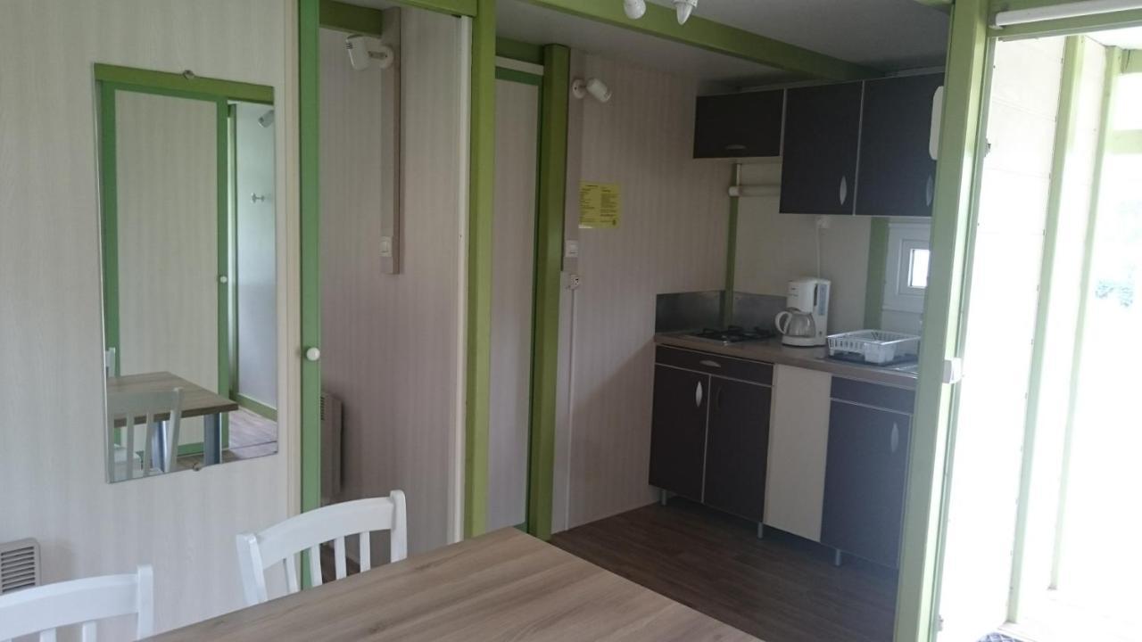 Camping Des Rulieres Hotel Saint-Valerien Bagian luar foto